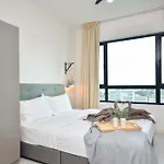Suasana Residence By Nest Home